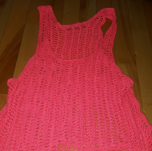 Bras and swim suits - Picture 4 of 9